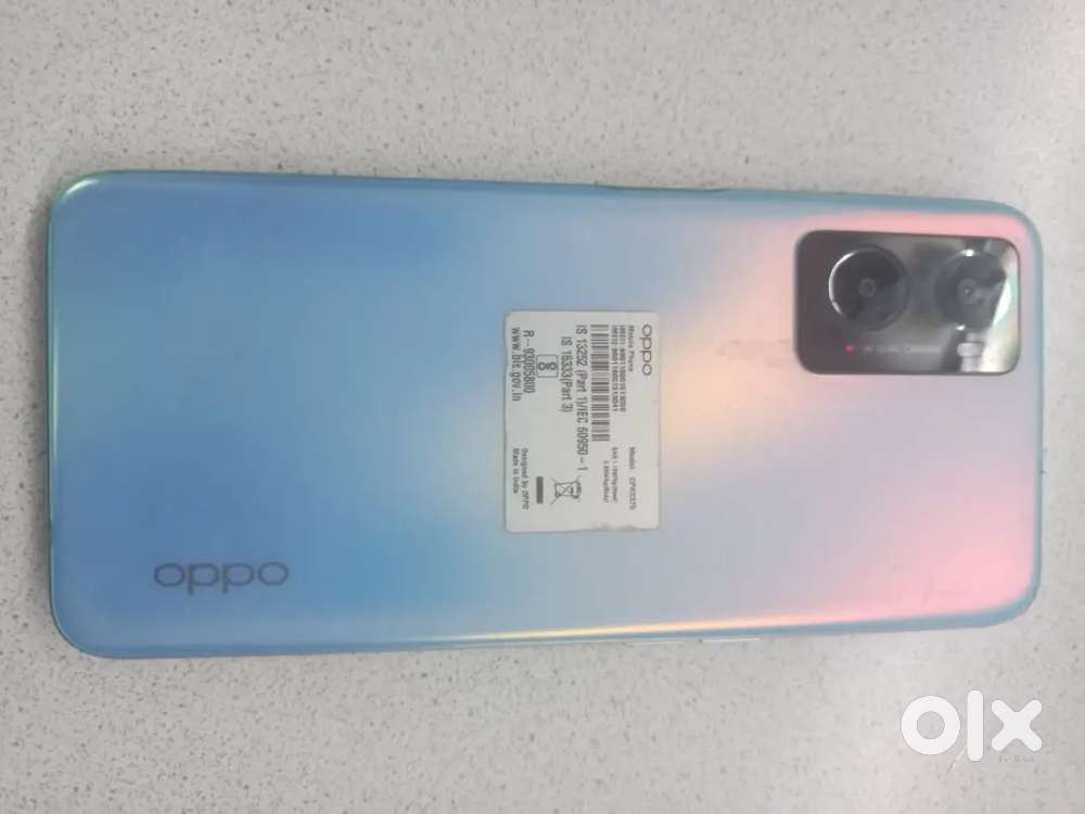 Oppo A76  6,,+4 ram 128 memori