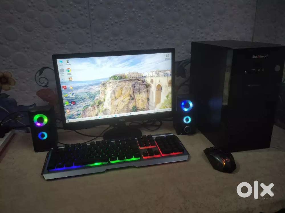 FULL COMPUTER SOLD WITH ALL EQUIPMENT