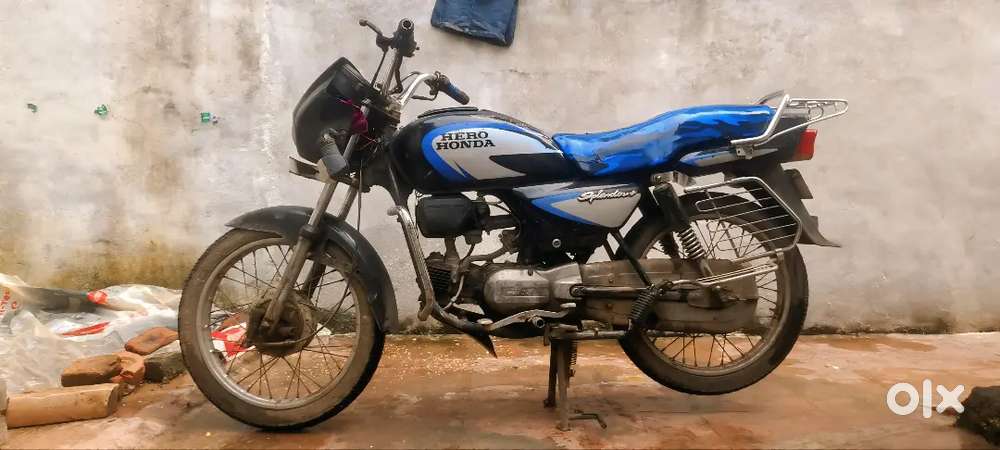 Splendor Plus 2004 ka model exchange available