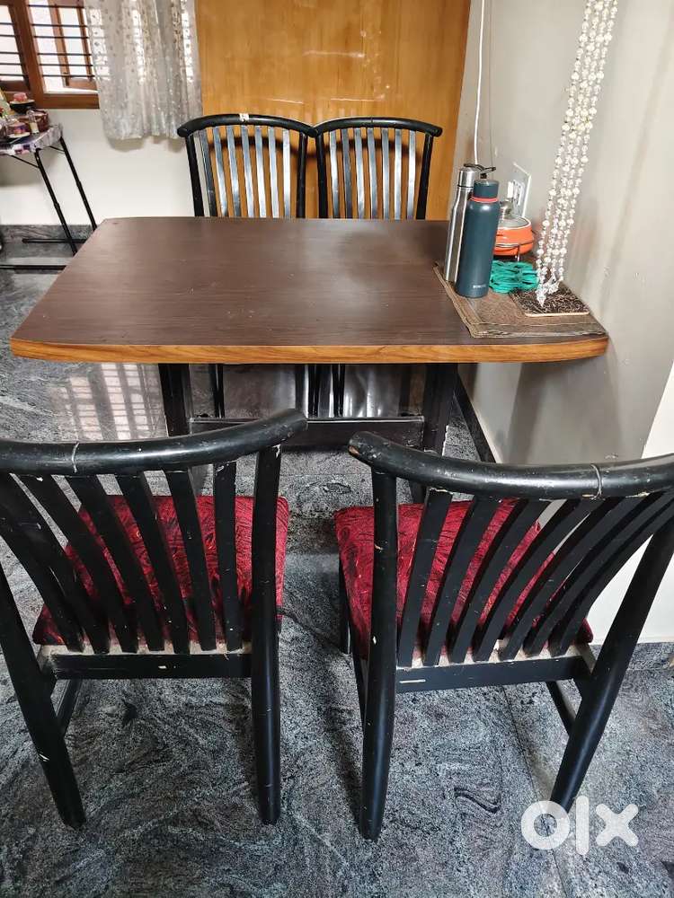 Wooden Dining table with Chairs