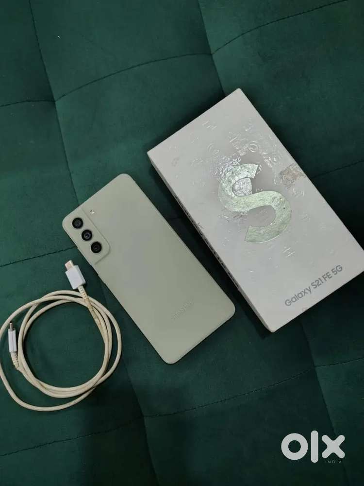 samsung s21fe just like new
