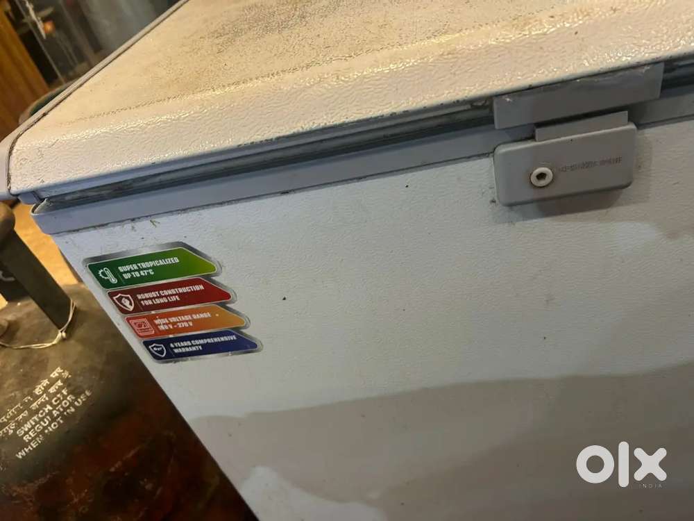 Fridge available for sale super condition