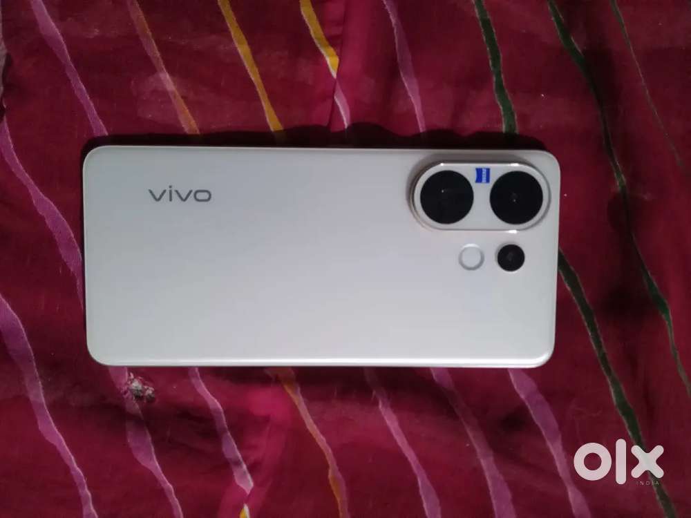 Vivo v60 2025
