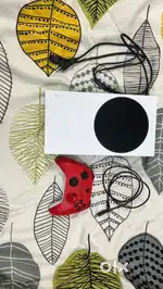 Selling Xbox Series S – ₹19000