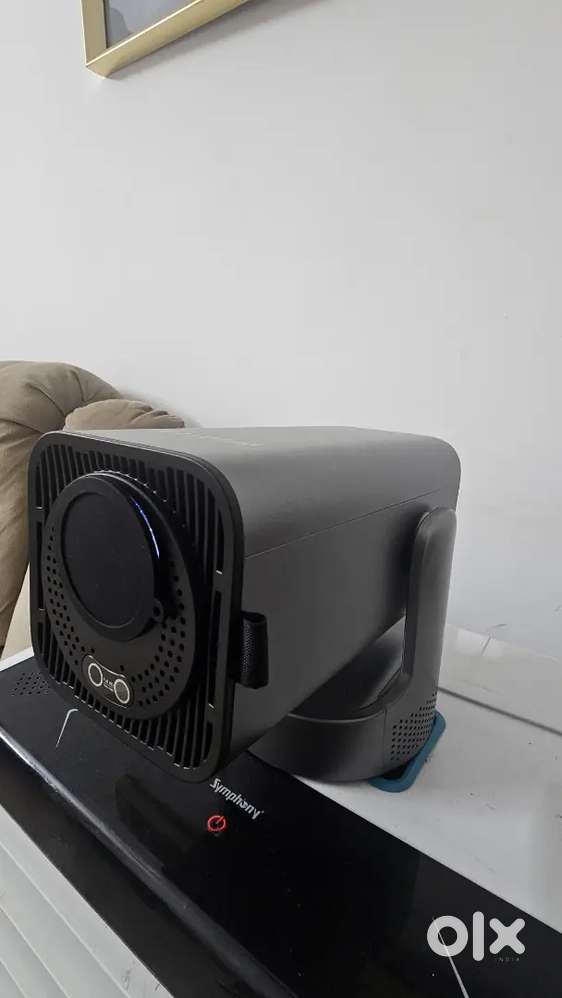 Wzatco Yuva Go Max Projector Brand New