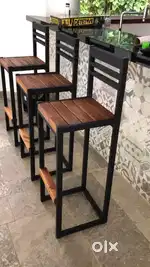 Bar Height Table And Stools set