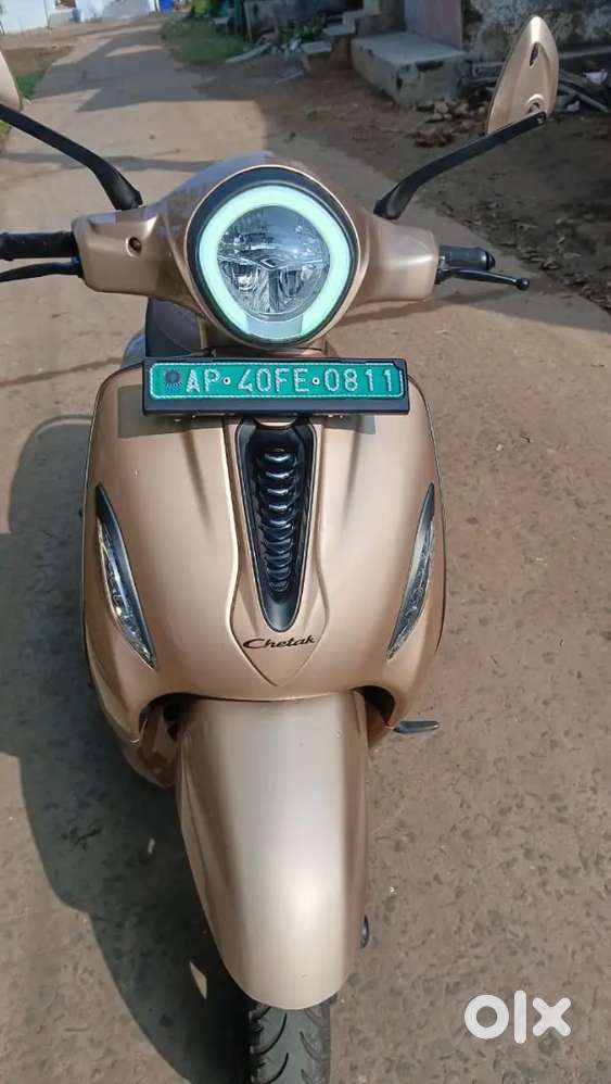 Bajaj Chethak 3501 2025 with techpack