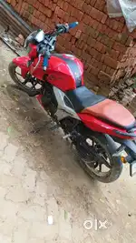 Apache RTR 160 4v