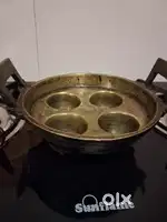 Antique Chettinad vengala paniyara chatti