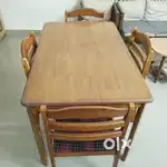 4 seater dining table with 4 chair