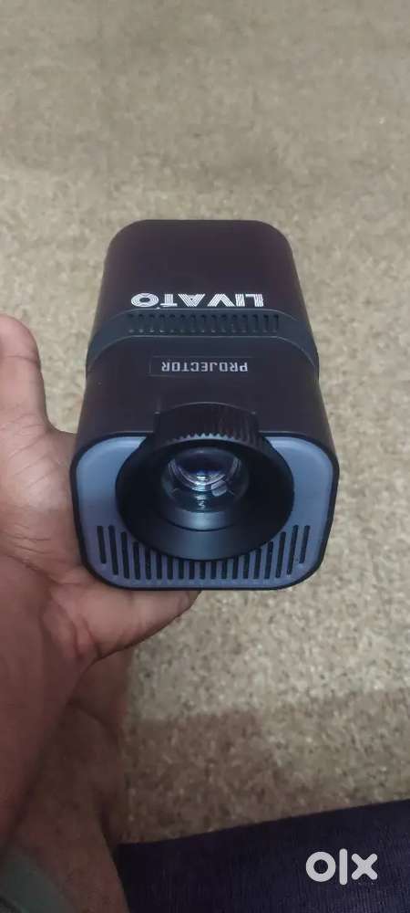 Lcd projector Brand: Livato