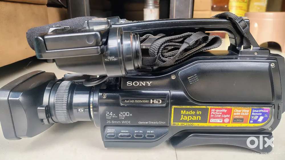 SONY CAMERA 2500