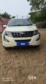 Mahindra XUV500 2.2 W10, 2018, Diesel