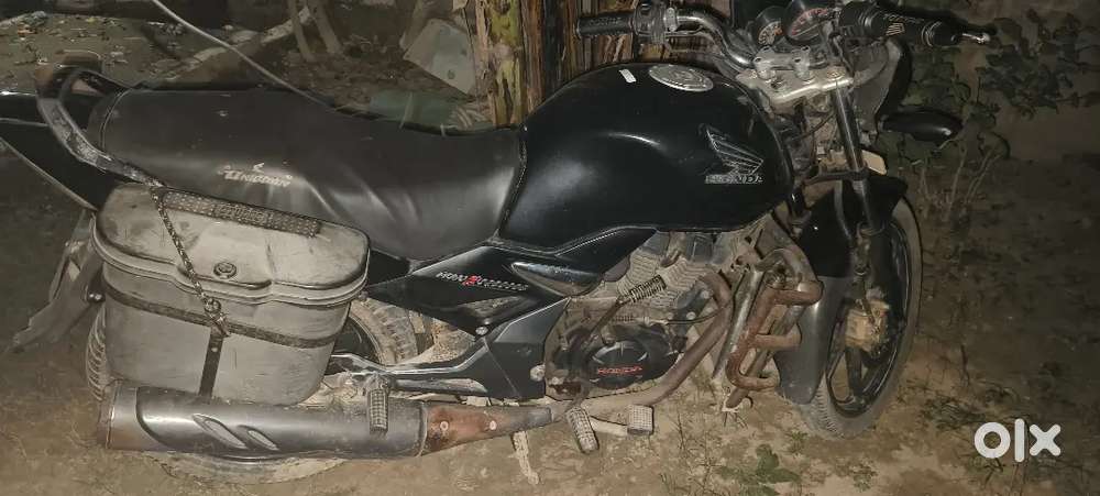 2 bike h isliye ek bike sell Krna h