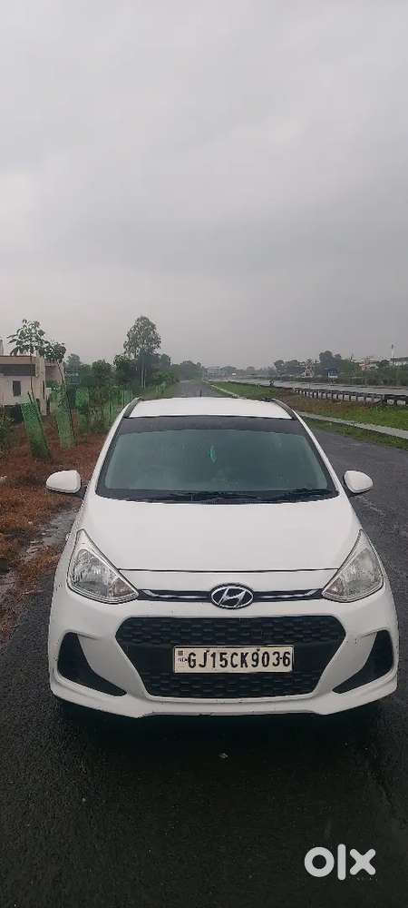 Hyundai Grand i10 petrol+cng
