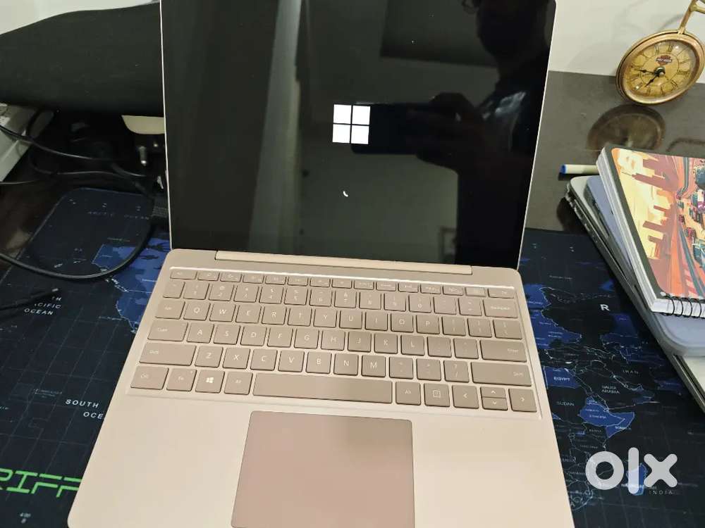 Microsoft Surface Go Touchscreen laptop