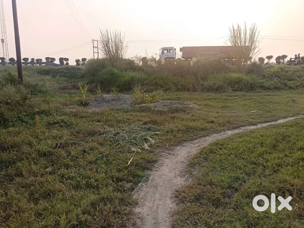 Land for sell on NH 74 5000 ft