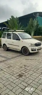Mahindra Xylo 2011