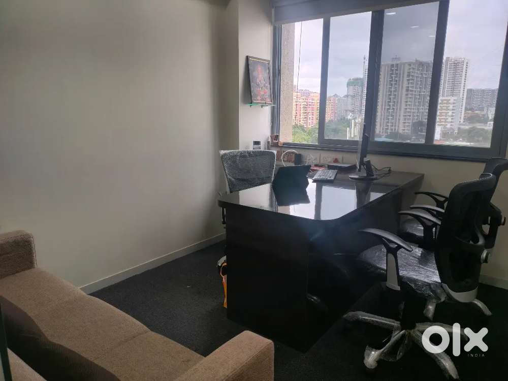 Co-working space just available 4000 Per Seats, Sus Baner Road, Pune