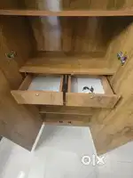 Wardrobe/Cupboard