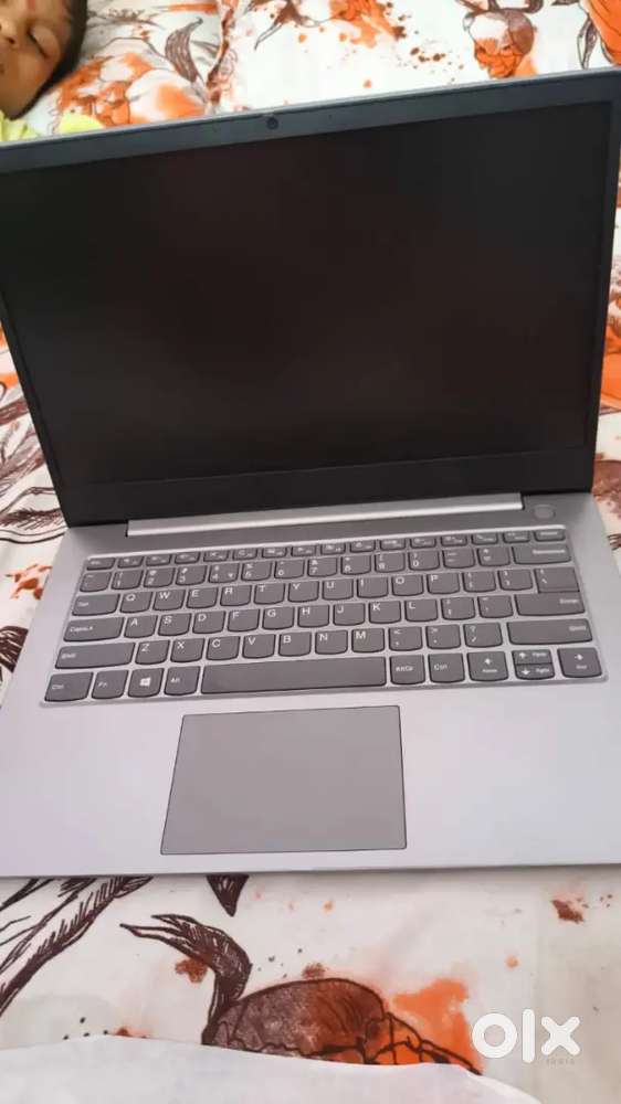 Lenovo i3 8gb ram 256gb SSD 10th generation non scratches brand new