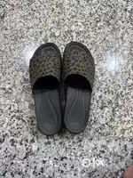 Crocs SIZE W9
