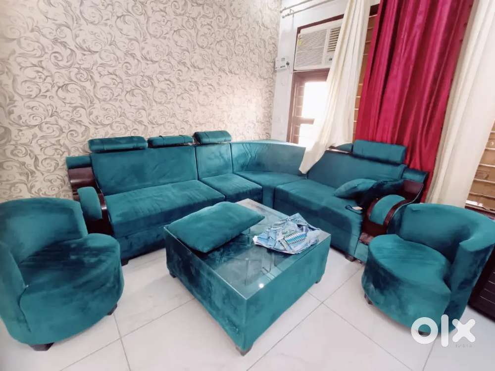 3 bhk furnished luxury independent flat