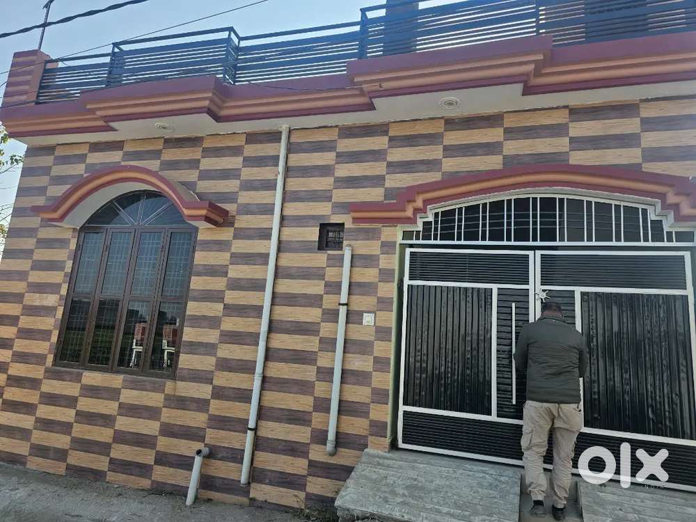 Owner made hai 2 bike rakh kr bhi jagh Bach jyegi