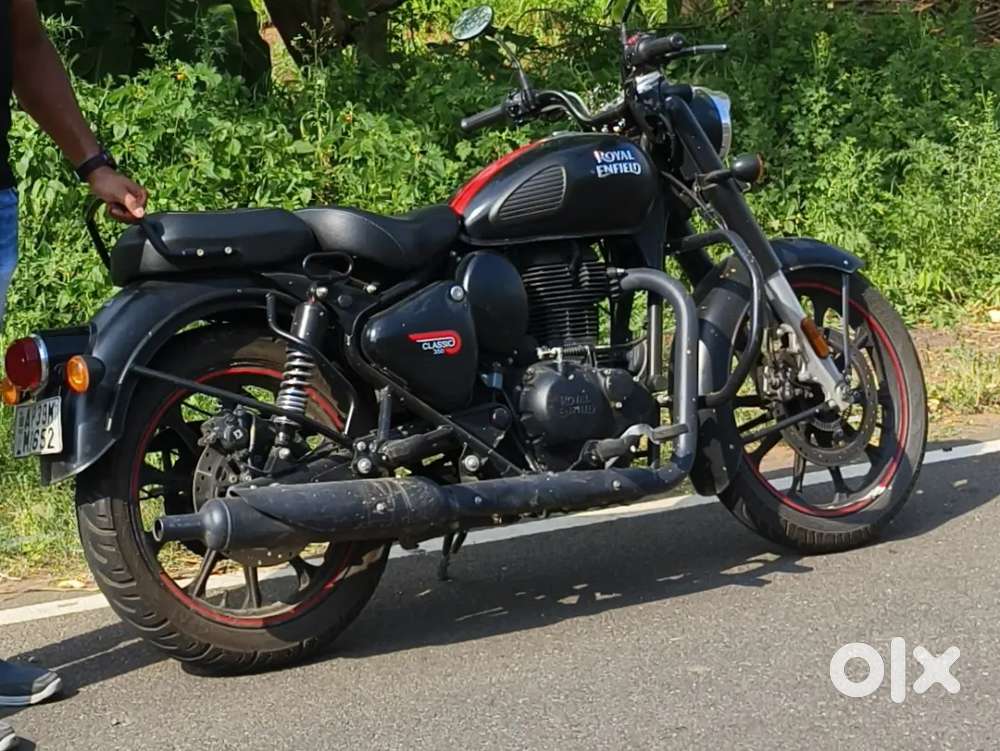Royal Enfield dark stealth black 350cc
