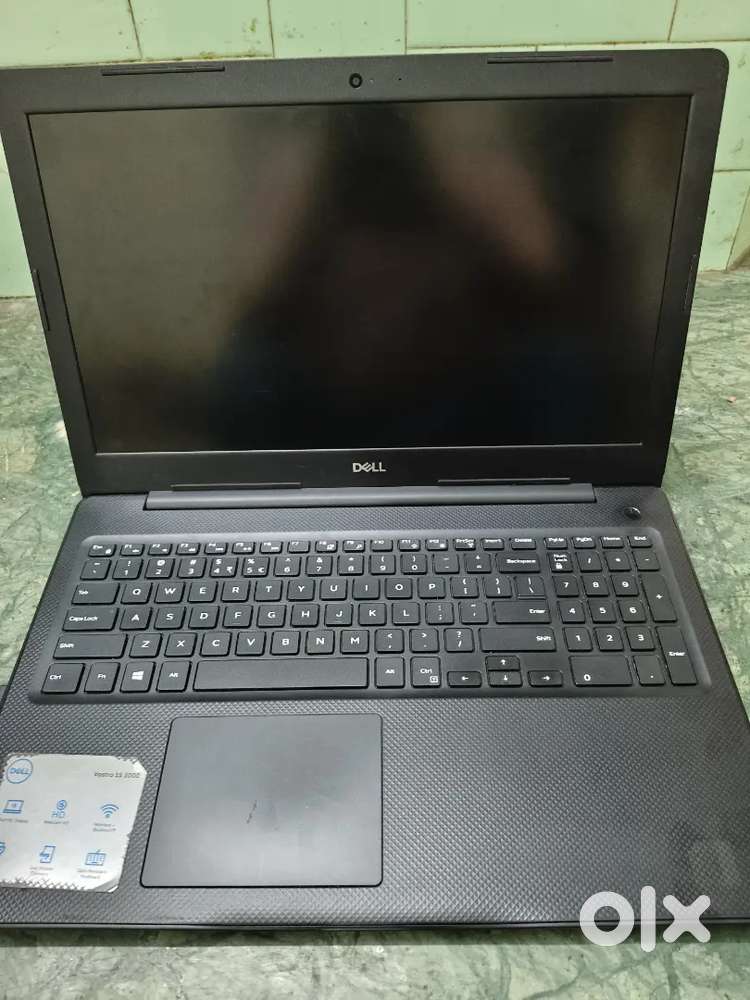 Dell Vostro 3590: i3, 8GB RAM, 238GB SSD, Intel UHD Graphics
