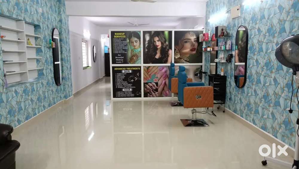 Shahanaz beauty  parlour for sale