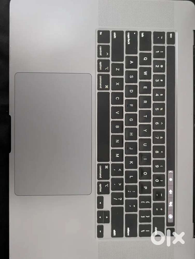 Mac book pro 16 inch 32GB 1TB