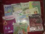 7 class ka Book h 1year purana h hind madiam ki book h