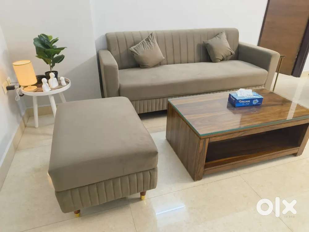 4 seater Brand New Luxurious L shape sofa