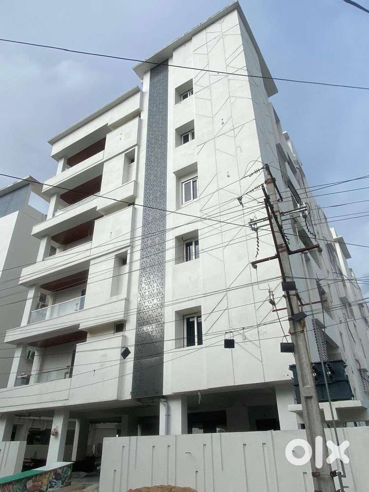 4 BHK LUXURY FLATS FOR SALE AT INNESPETA