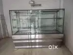 Cake counter 6 feet