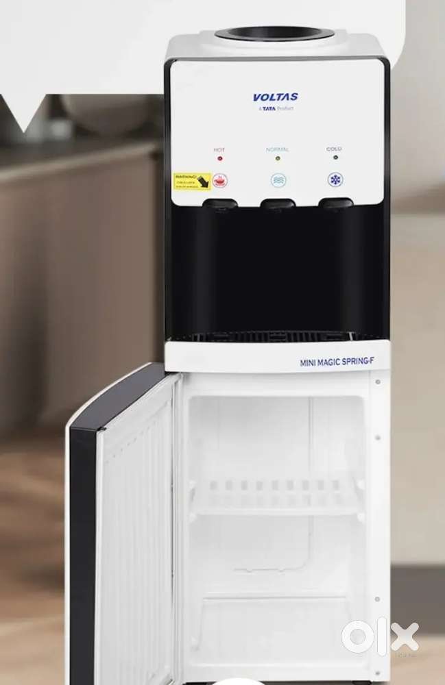 Voltas Water dispenser Rarely Used 3 L tank with storage