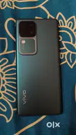 Vivo V30 Ram- 8+8 Rom- 256