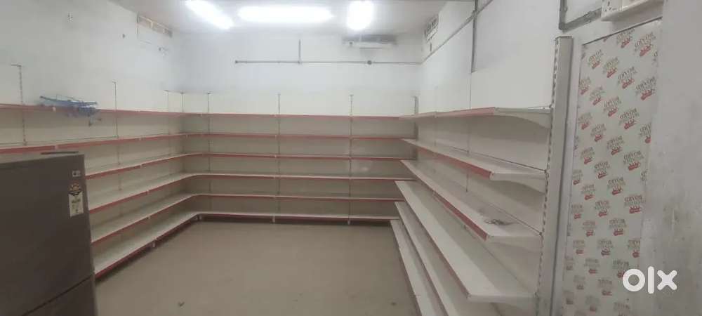 Supermarket rack shelfs