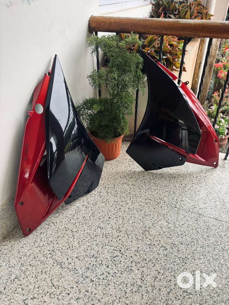 2015 model KTM RC side panels