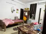 Looking for working women roommate