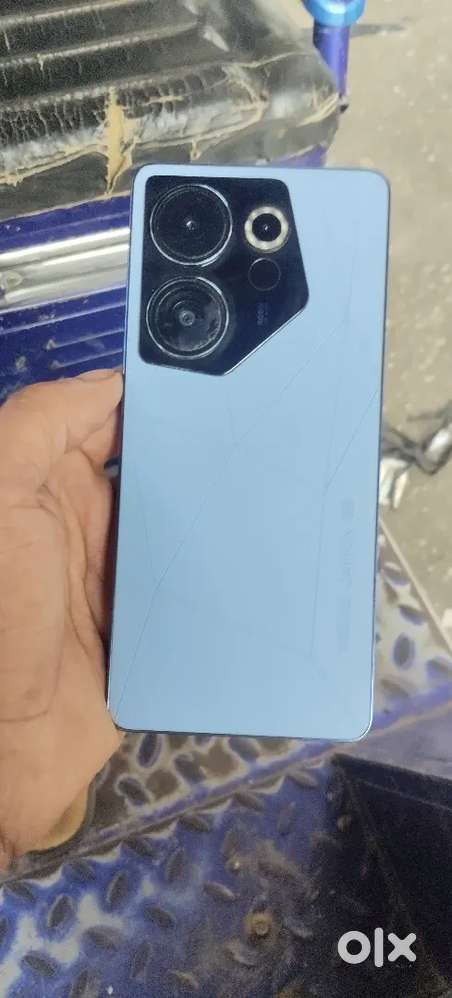 Techno cemon 20 premium 512+8 like new condition