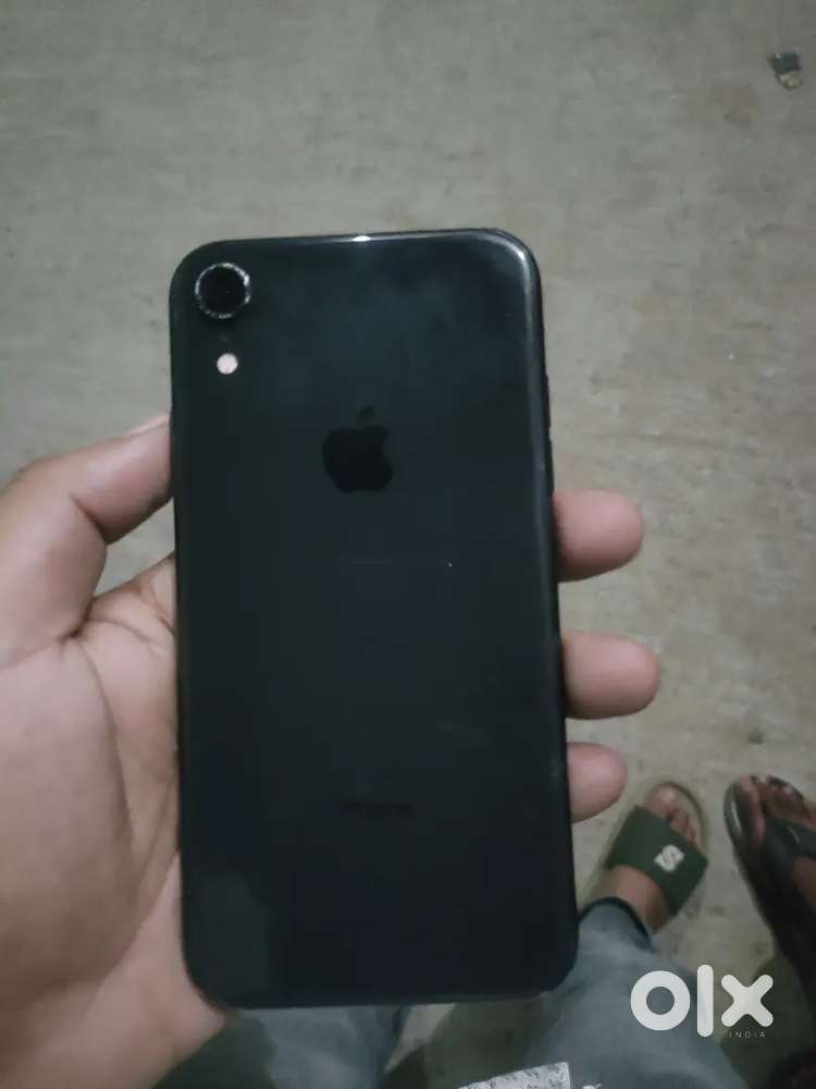 I phone xr 128