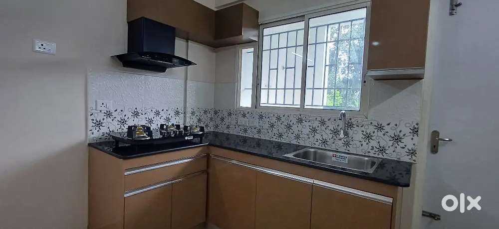 Near Mission hospital - 2 bhk semi furnished flat