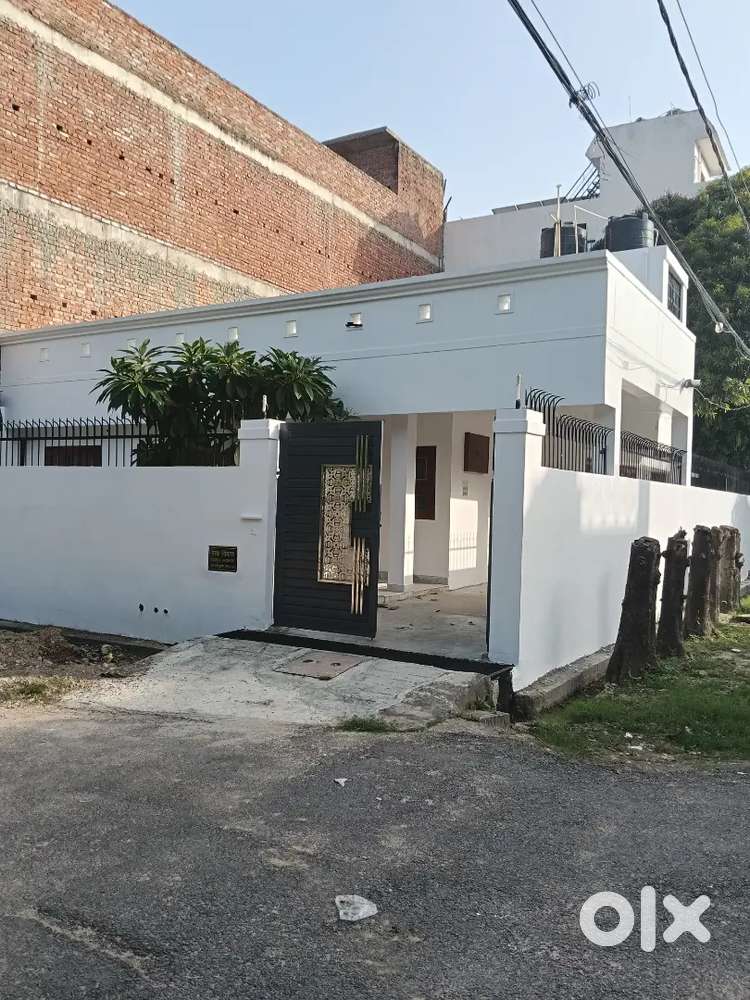 Independent house 3 bhk jankipuram