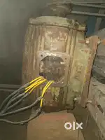 Aata Chakky with motor 20 HP Runing