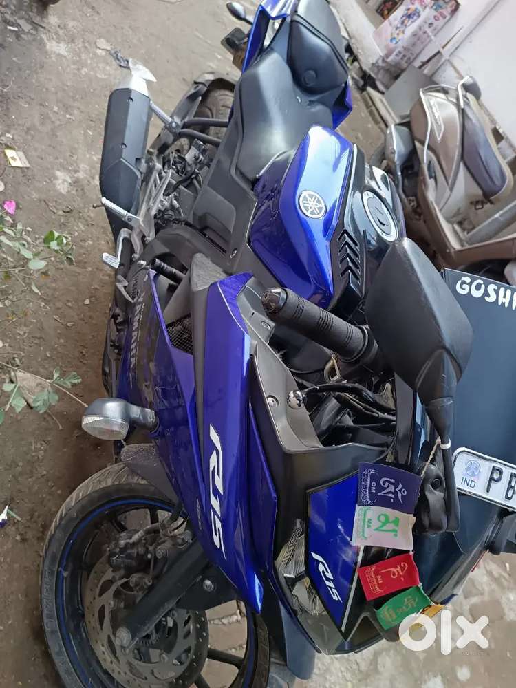 New show room condition.