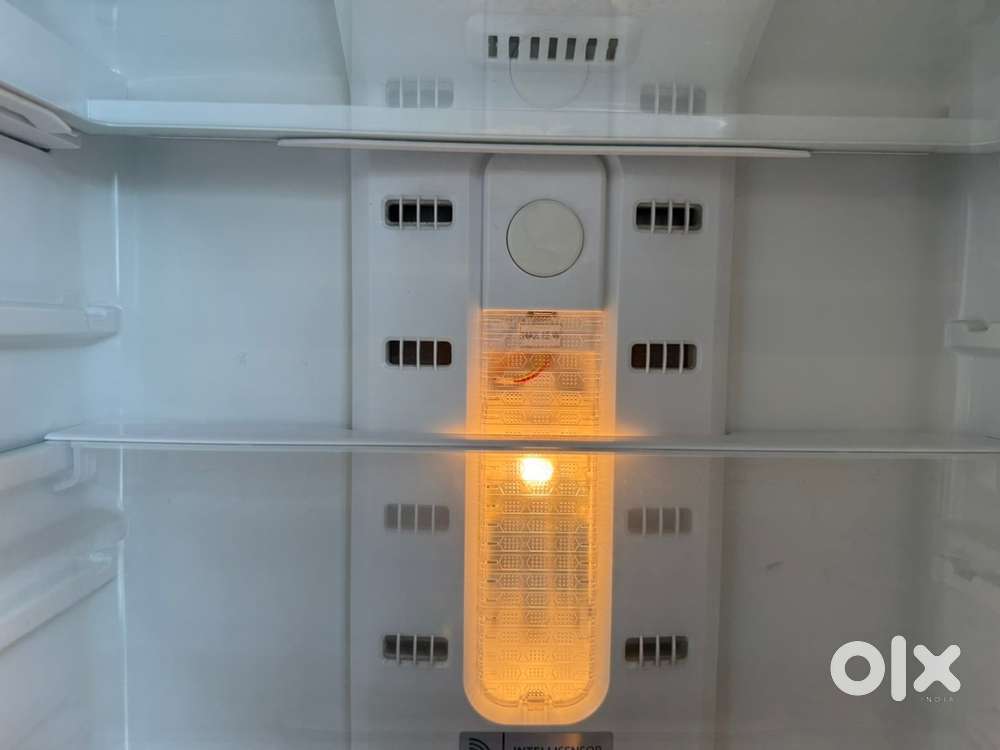 Whirlpool Refrigerator  Brand new condition