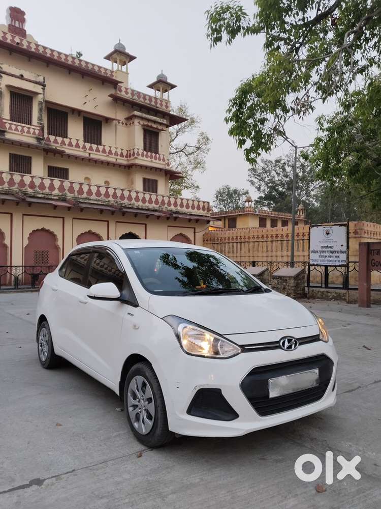 Hyundai Xcent 2014 Petrol Well Maintained