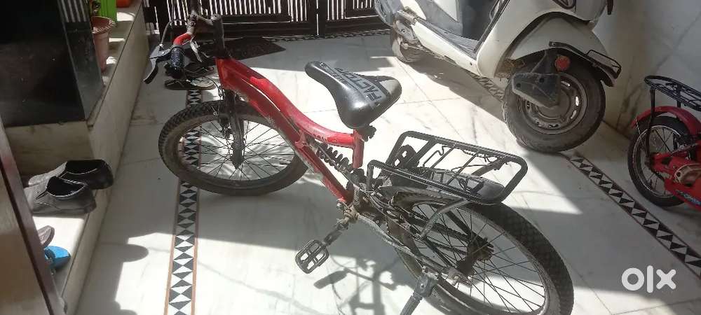 Kids cycle in red colour